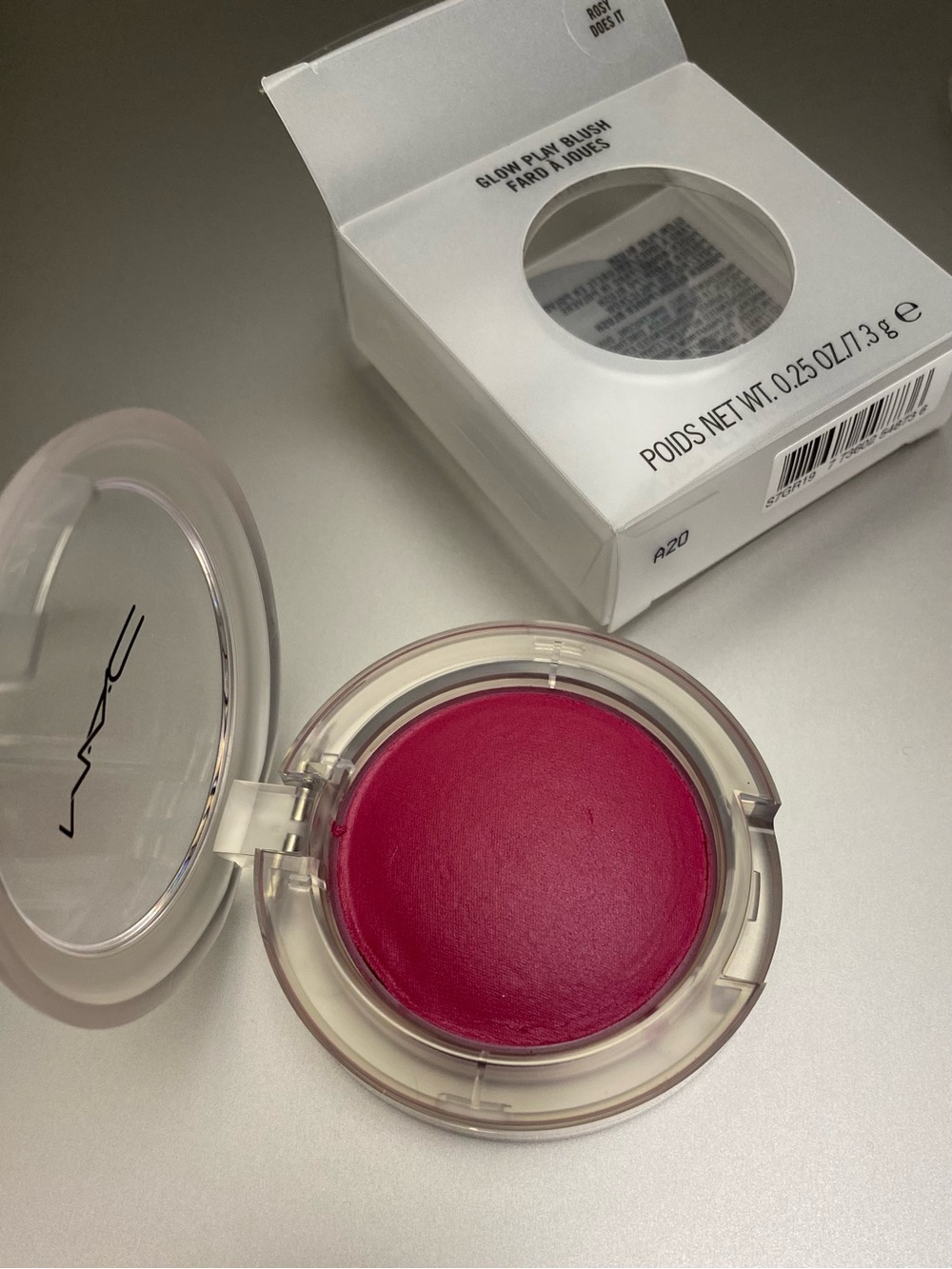 MAC “Rosy Does It” Glow Play Blush - Picture 4 of 4